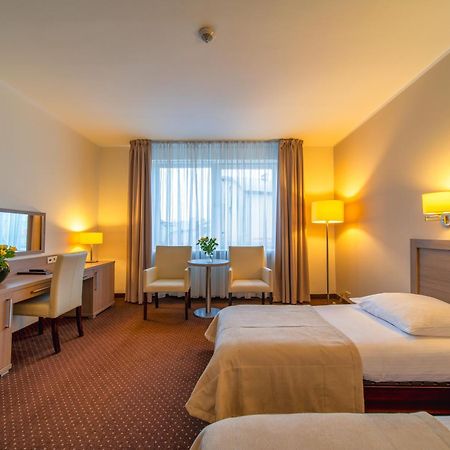 Hotel Gromada Arka Lux คอซซาลิน ภายนอก รูปภาพ