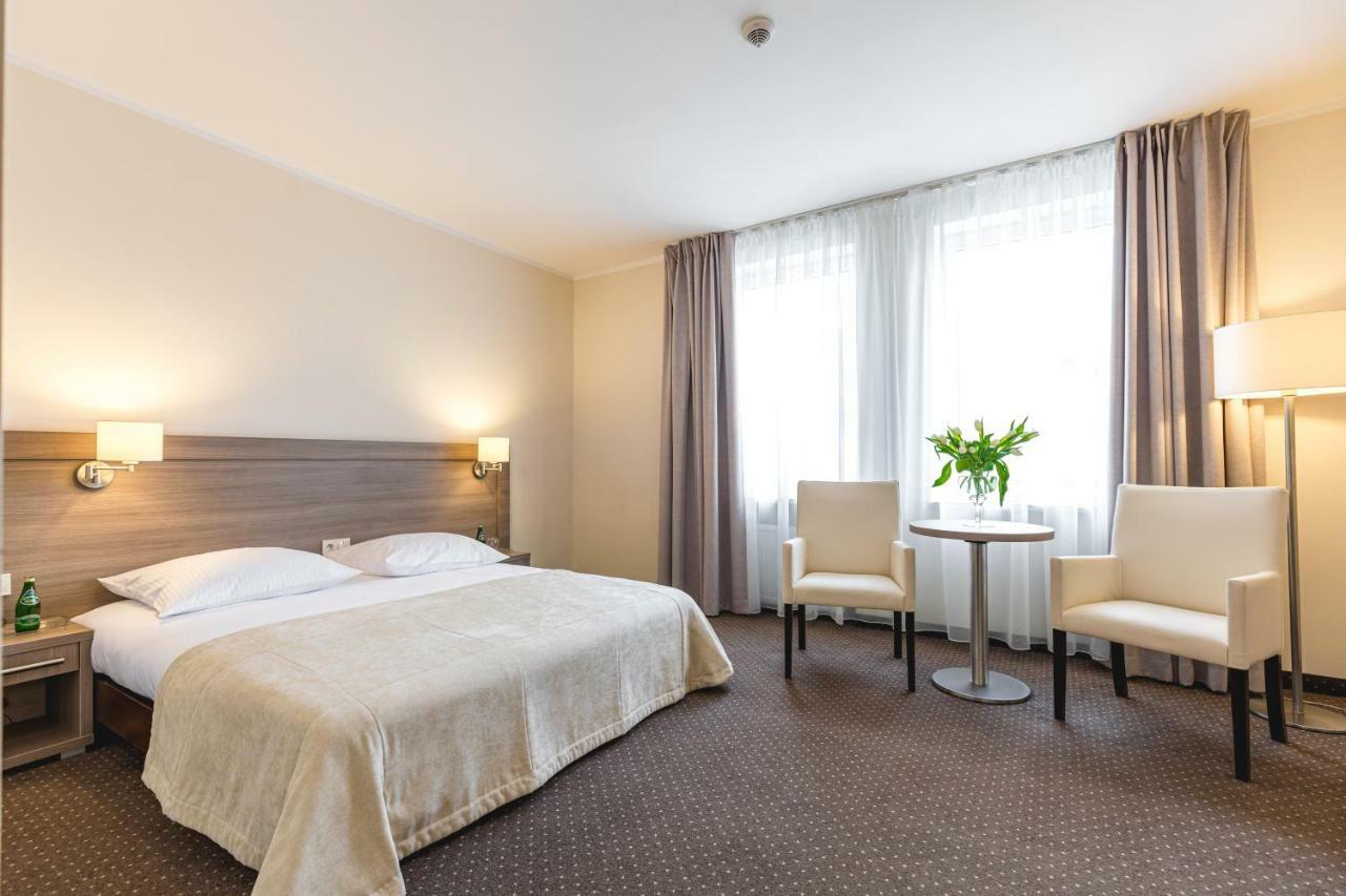 Hotel Gromada Arka Lux คอซซาลิน ภายนอก รูปภาพ