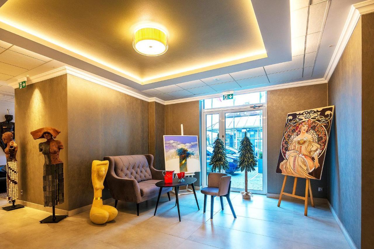 Hotel Gromada Arka Lux คอซซาลิน ภายนอก รูปภาพ
